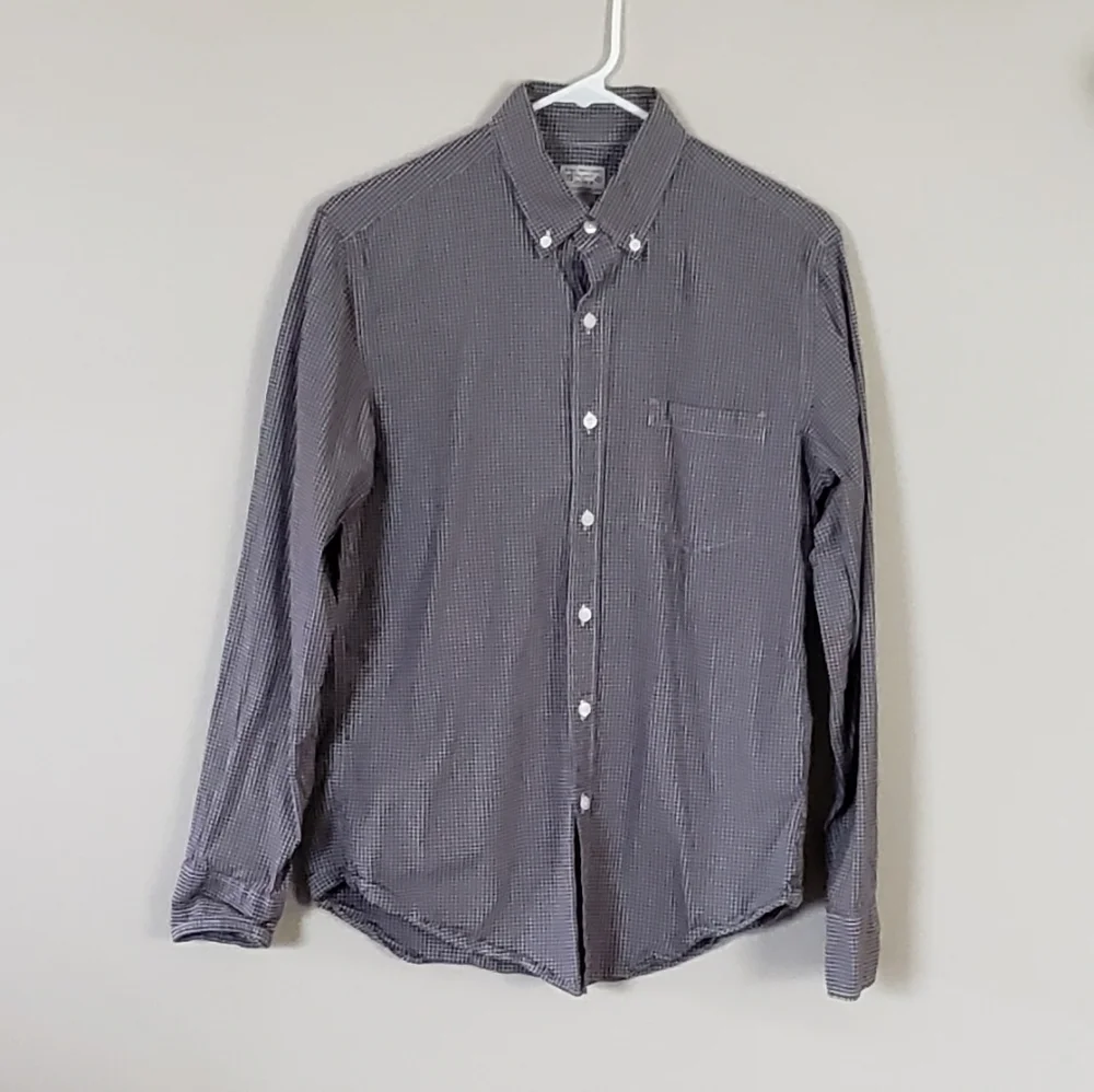 J Crew Men's Long Sleeved Button Down Short Size Small